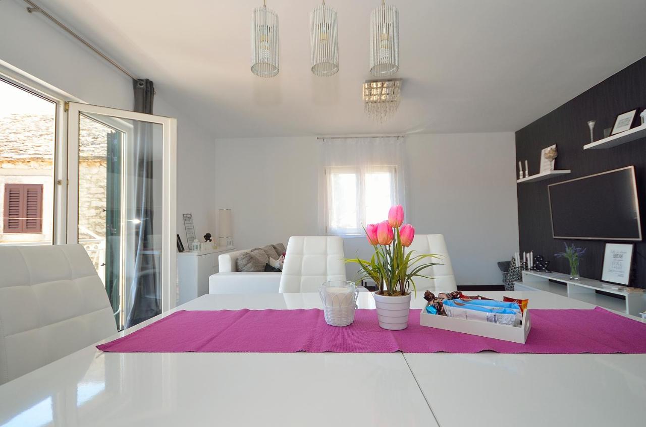 Apartman Staro Selo Примоштен Екстер'єр фото
